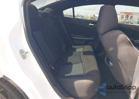 2023 Dodge Charger Sxt z USA, uszkodzony, nr VIN 2C3CDXBG2PH572654